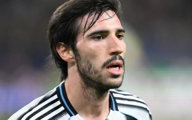 "Çelsi" 25 yaşlı italiyalı Sandro Tonalinin transferini planlaşdırır