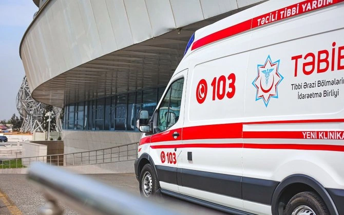 Küləkli havada 4 nəfər xəsarət alıb