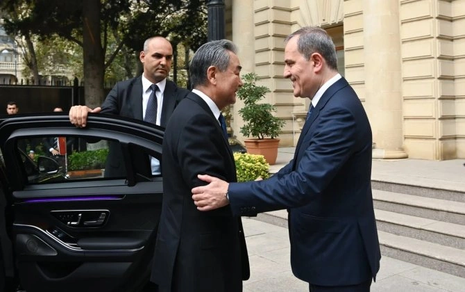 Ceyhun Bayramovun çinli həmkarı ilə görüşü başlayıb - FOTO