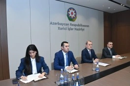 Ceyhun Bayramov diplomatik fəaliyyəti başa çatan Almaniya səfirini qəbul edib - FOTO