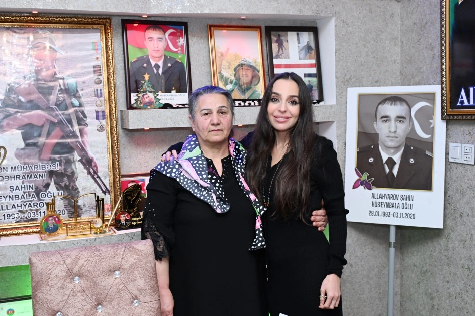 Leyla Əliyeva Vətən Müharibəsi Qəhrəmanının ailəsini ziyarət etdi - FOTOLAR