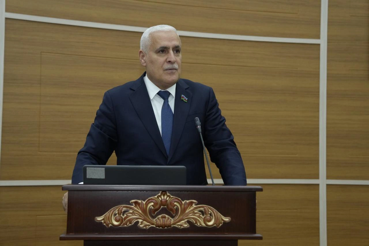 UNEC-in "Elmin populyarlaşdırılması" və “Elm gözəldir: məktəbdən elmə” təşəbbüsü ilə Naxçıvanda silsilə görüşlər keçirildi