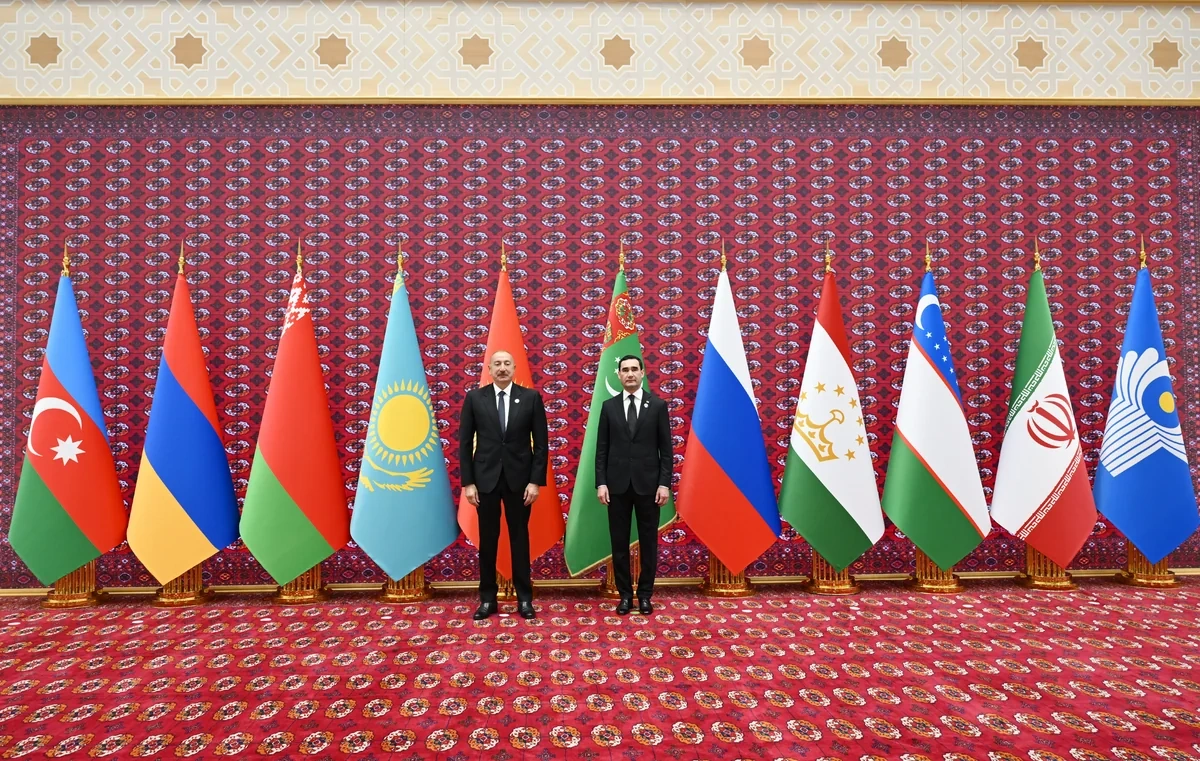 İlham Əliyev MDB Dövlət Başçıları Şurasının iclasının keçiriləcəyi məkana getdi - FOTO
