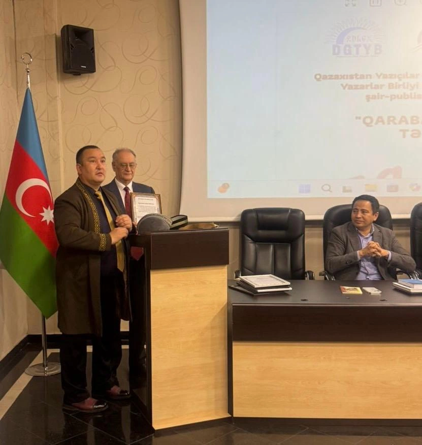 Bakıda qazax şairinin “Qarabağ” kitabının təqdimatı keçirilib - FOTOLAR