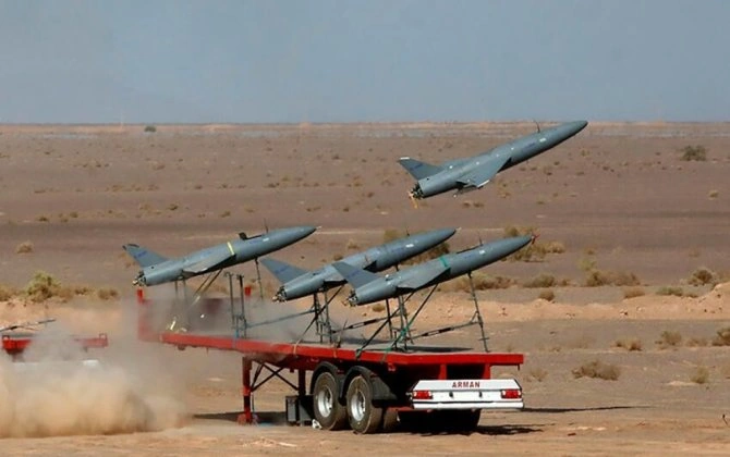 İran ordusunun komandanı: Ordu böyük pilotsuz uçuş aparatı ehtiyatlarına malikdir