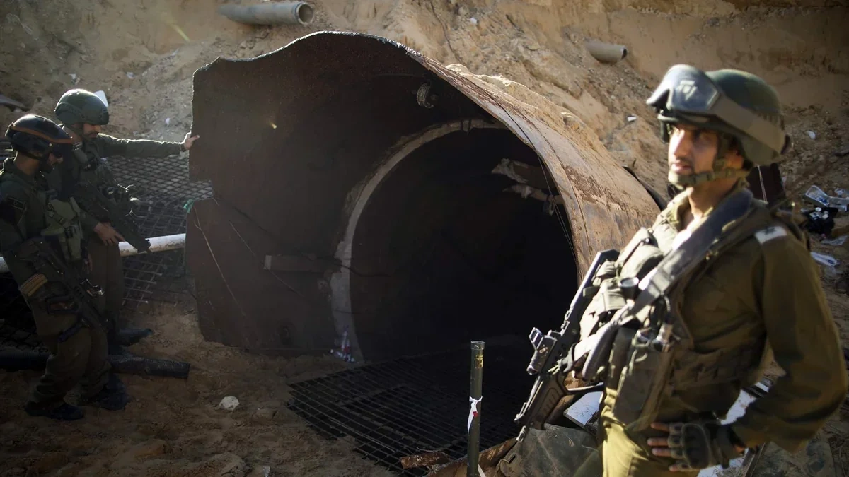 SAXAL "Hizbullah"ın tunelini məhv etdi