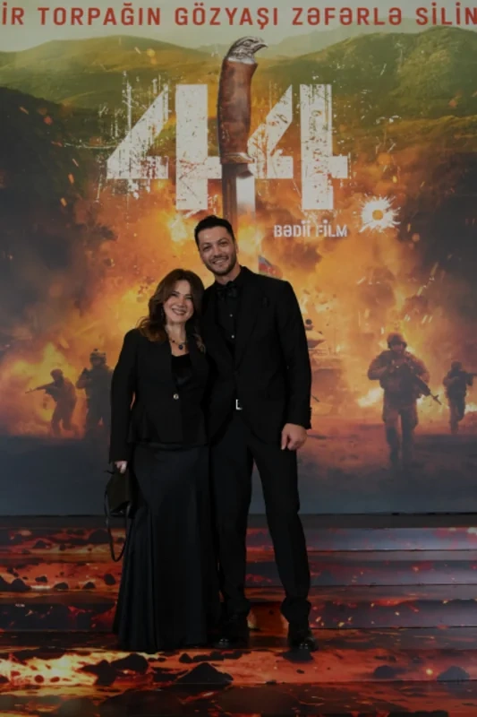 "44" bədii filminin premyerası baş tutub: Arzu Əliyeva və Alyona Əliyeva təqdimatda iştirak ediblər
