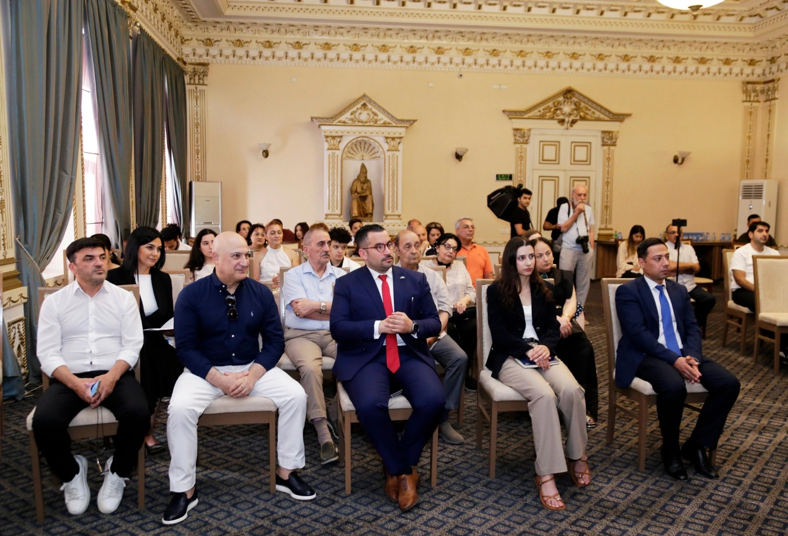 Diasporla İş üzrə Dövlət Komitəsində Azərbaycan və İsrail kinematoqrafçılarının birgə layihəsi təqdim olunub - FOTO