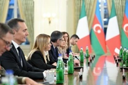 Prezident İlham Əliyevin İtaliya Baş naziri ilə geniş tərkibdə görüşü olub - FOTO
