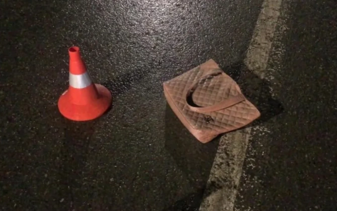 Şamaxıda avtomobil piyadanı vuraraq öldürüb