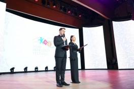 Leyla Əliyeva və Alena Əliyeva Uşaq İncəsənət Festivalının yekun mükafatlandırma mərasimində iştirak ediblər - FOTO