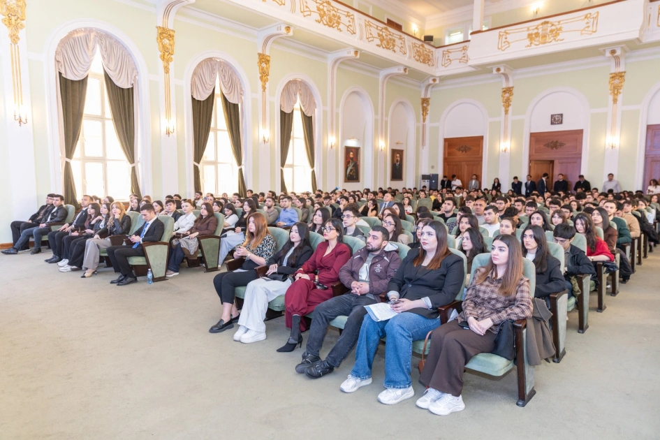 Tələbələr ədliyyə orqanlarında karyera imkanları barədə məlumatlandırılıb - FOTO