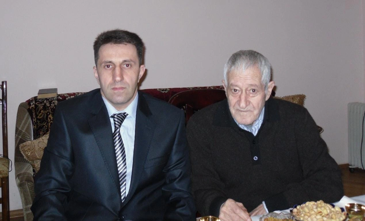 “Nəşə Karaböcək atamın mahnısını anonim oxudu, əlbəttə bilirdi ki, mahnı Oqtay Kazıminindir” - Bəstəkarın oğlundan AÇIQLAMA+ÖZƏL
