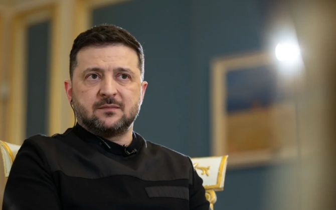 Zelenski "Qətiyyətlilər koalisiyası"nın iclasında iştirak etmək üçün Parisə gedib