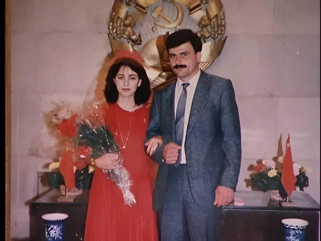 “İlhamdan sonra özünü öldürmək istəyirdi, intihar edəndə bətnində körpəsi var idi” - Fərizənin qardaşı