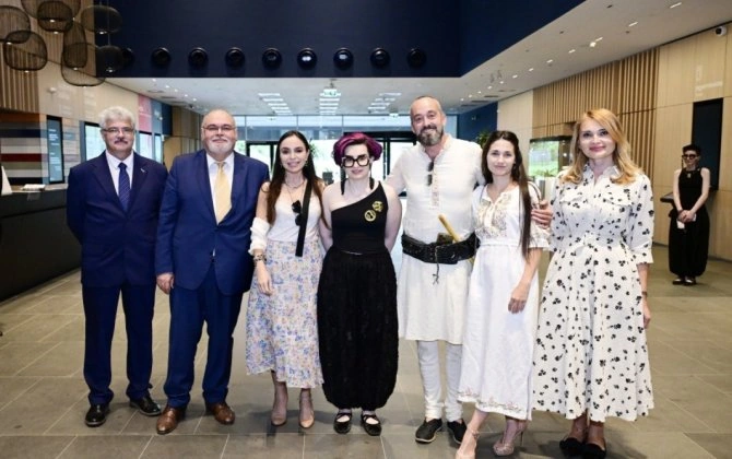 Leyla Əliyeva Budapeştdə “Azərbaycan xalçaları – ənənədən müasir incəsənətə” sərgisinin təqdimatında iştirak edib - FOTO