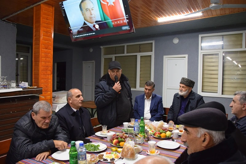 Binəqədidə Ulu Öndərin anım günü ilə bağlı ehsan süfrəsi təşkil edilib
