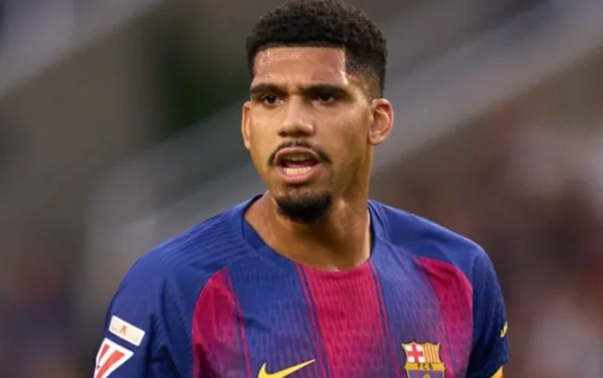 "İnter" "Barselona"nın futbolçusu Ronald Arauxonu heyətinə qatmaq istəyir