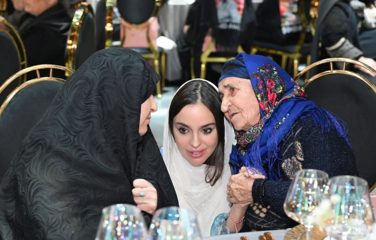Şəhid analarının iştirakı ilə iftar süfrəsi təşkil olunub - FOTO
