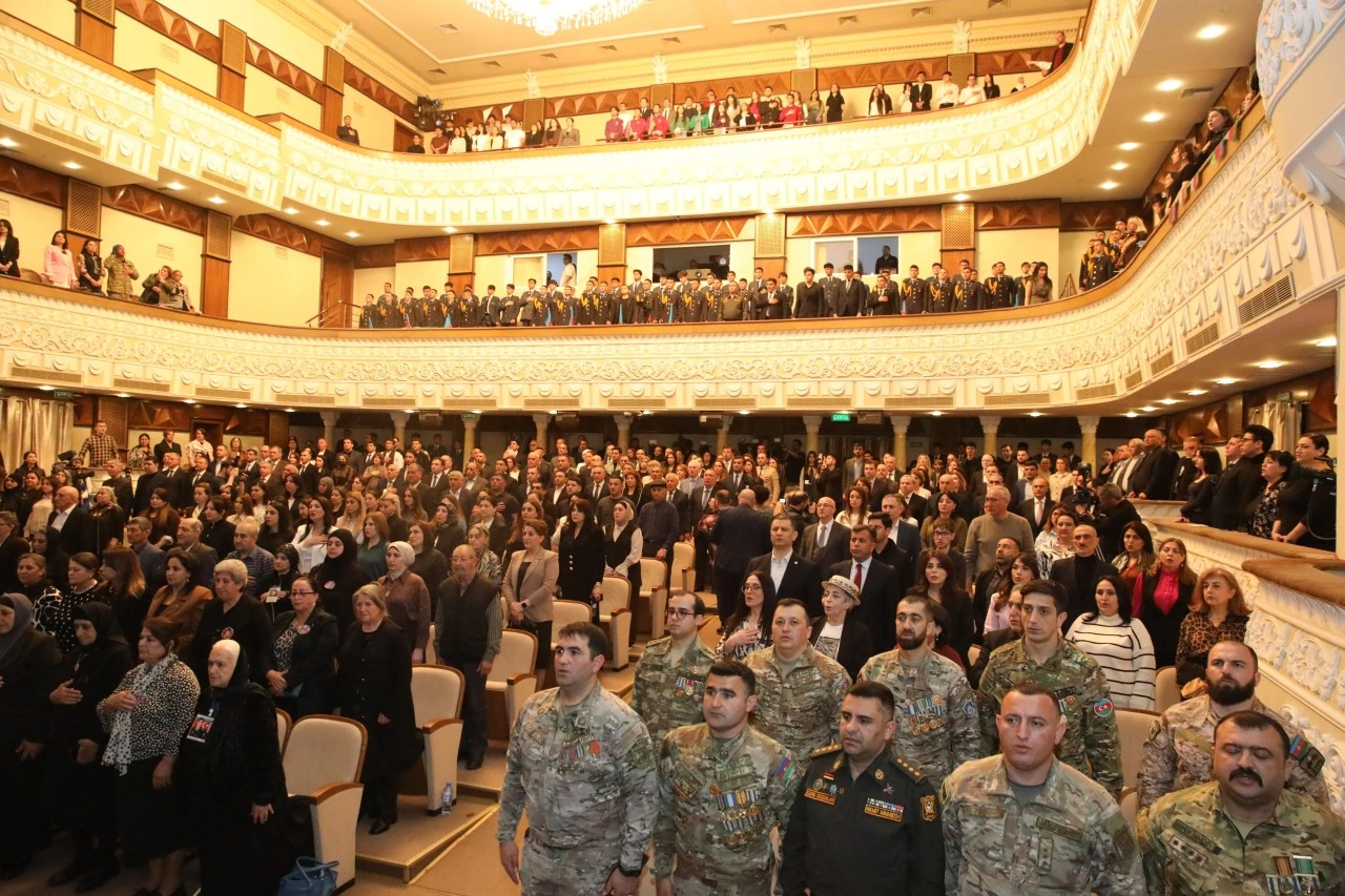 Aprel döyüşlərinə həsr olunmuş “Zəfər Yolu” adlı layihənin təqdimatı keçirilib - FOTOLAR