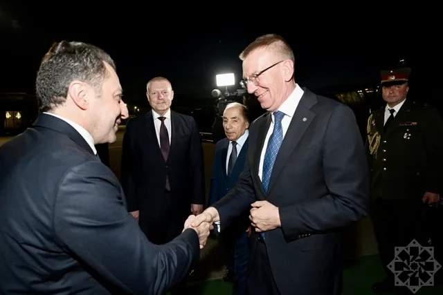 Latviya Prezidenti Edqars Rinkeviçs Azərbaycana rəsmi səfərə gəlib - FOTO