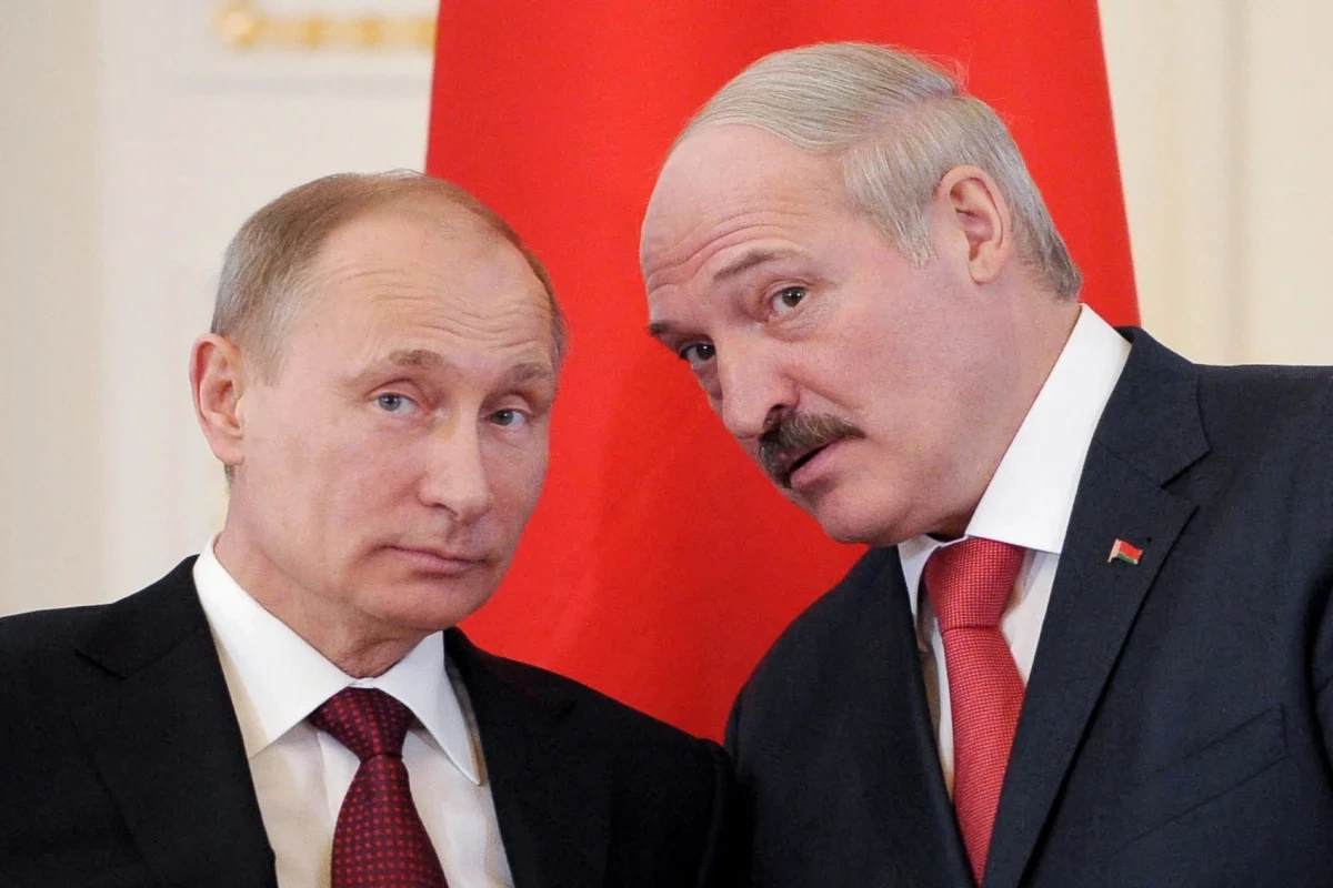 Lukaşenko Putinlə görüşmək üçün Rusiyaya gedib