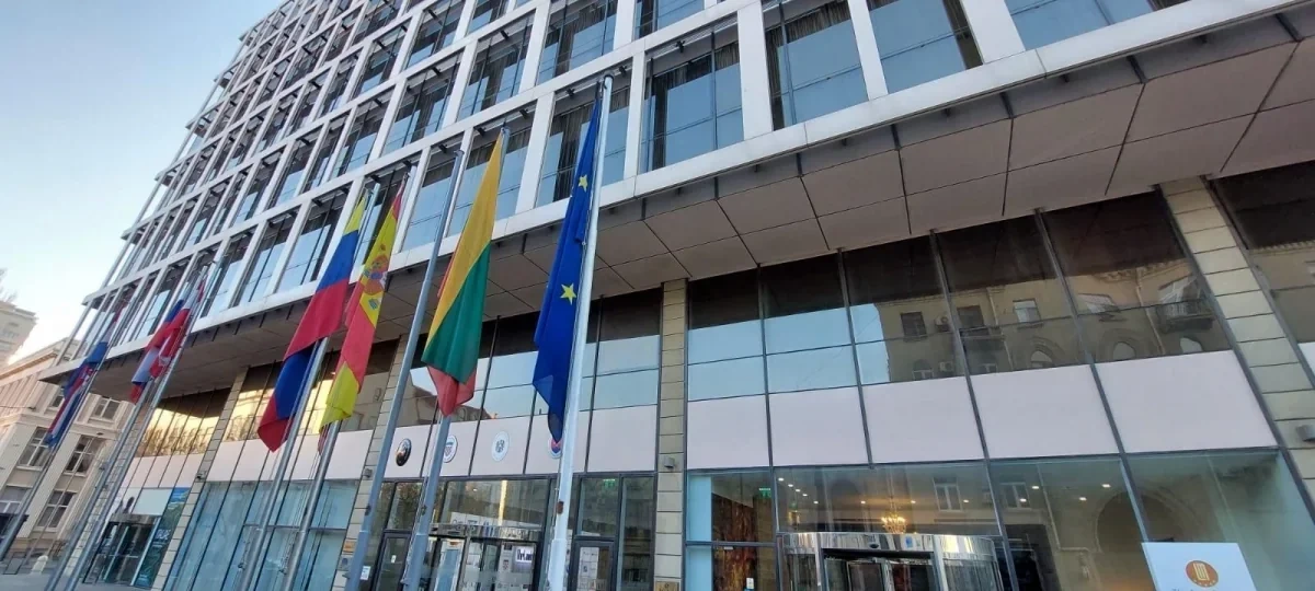 Litvanın Azərbaycandakı səfirliyində konsulluq xidməti məhdudlaşdırılacaq