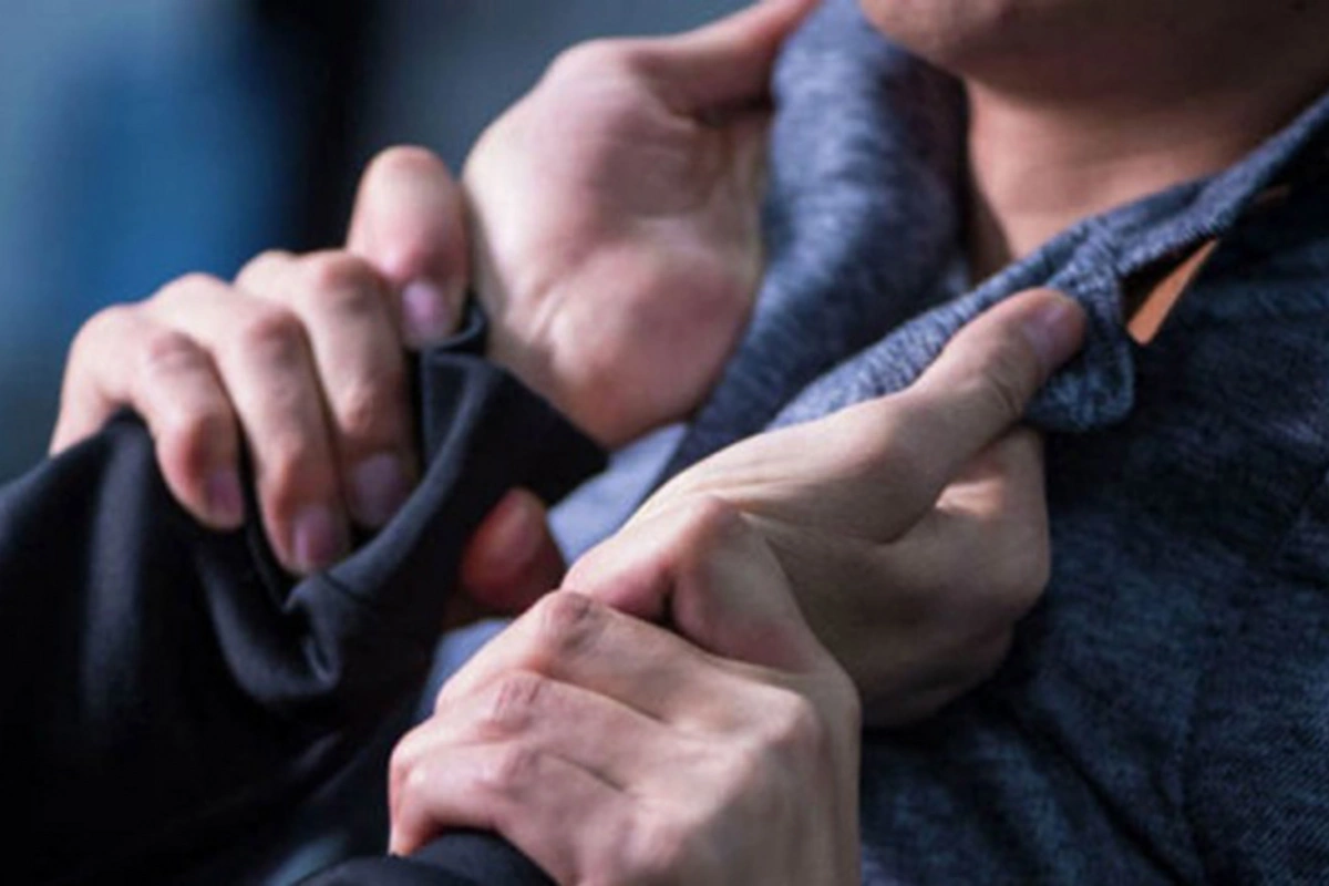 Dostunu qətlə yetirməkdə təqsirləndirilən şəxsə hökm oxunub