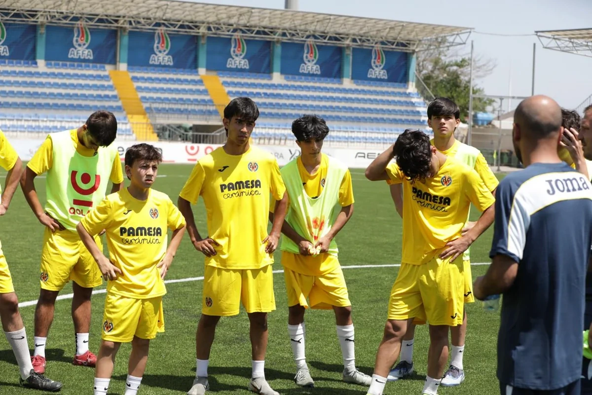 İspaniyanın "Vilyarreal" klubu Bakıda futbol düşərgəsi təşkil edir - FOTO