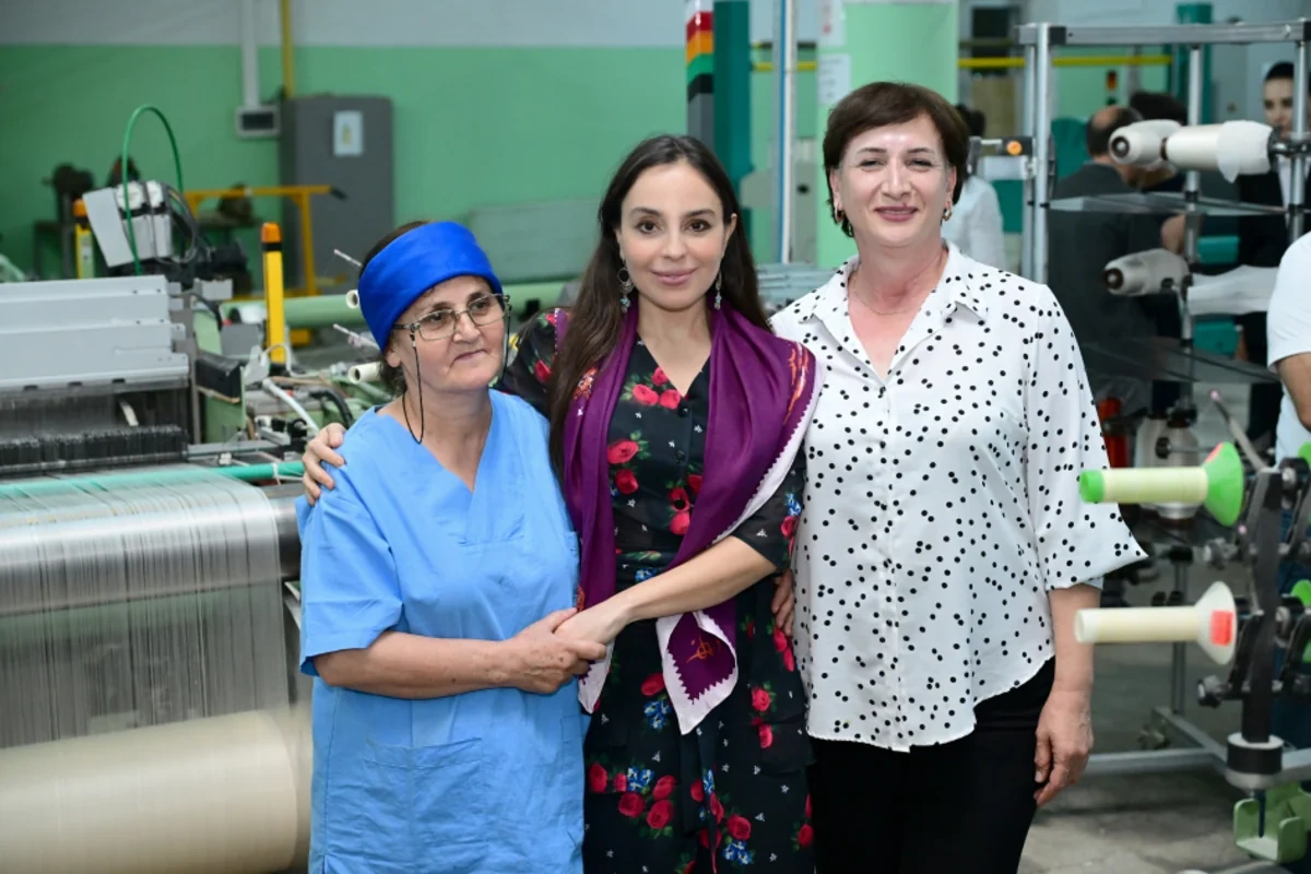 Leyla Əliyeva “Azəripək” ASC-nin fəaliyyəti ilə yaxından tanış oldu - FOTO