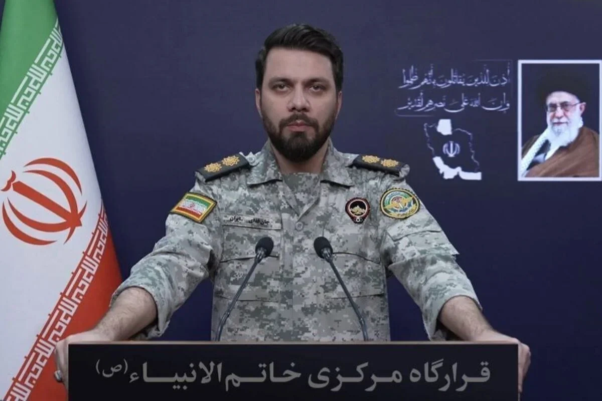 İran amerikalı əsgərləri köpəkbalıqlarına yem etməklə hədələdi