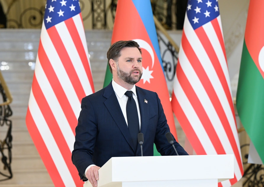 İlham Əliyevlə Cey Di Vens mətbuata bəyanatlarla çıxış ediblər - FOTO - YENİLƏNİB