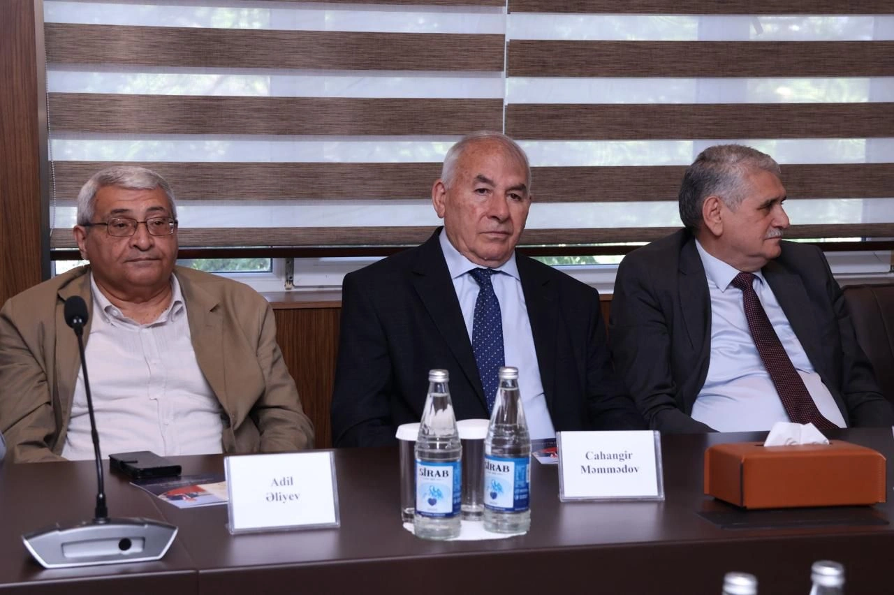 BSU-da Ənvər Abbasovun 75 illiyinə həsr olunan konfrans keçirilib - FOTO