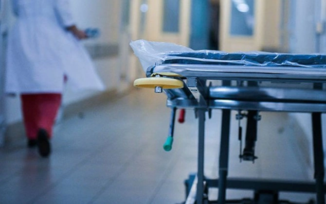Bakıda kirayə qalan 19 yaşlı oğlanla 14 yaşlı qız dəm qazından zəhərləndi - Ölən var