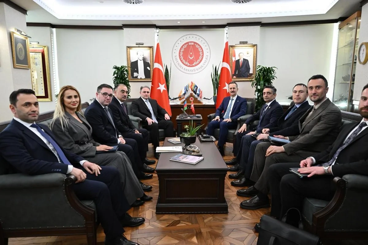 Vüqar Mustafayev Ankarada Yaşar Gülərlə görüşdü - FOTO