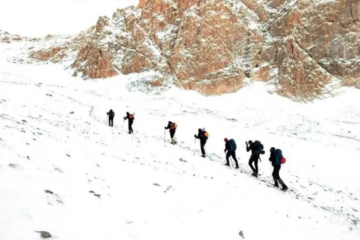 Elbrusda iki alpinist həlak olub, qrupun daha dörd üzvü itkin düşüb