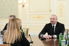 Prezident İlham Əliyevin İtaliya Baş naziri ilə geniş tərkibdə görüşü olub - FOTO