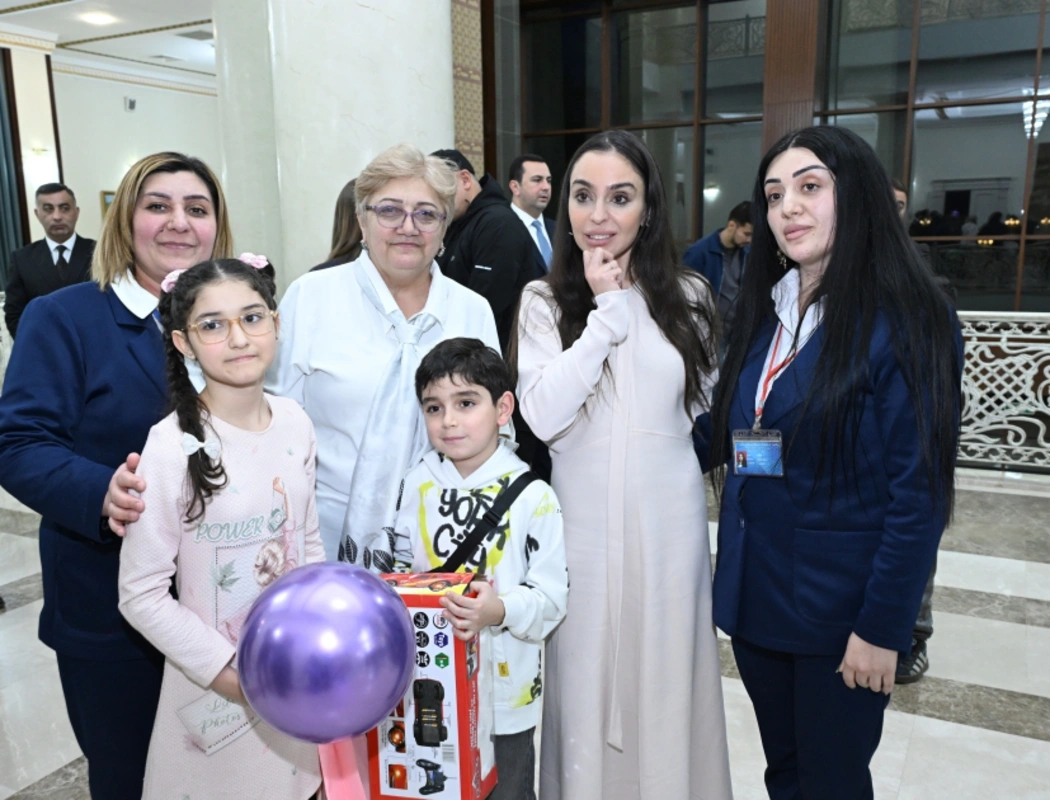 Gəncə Dövlət Dram Teatrında "İsi və Piti" animasiya serialının premyerası olub - FOTO