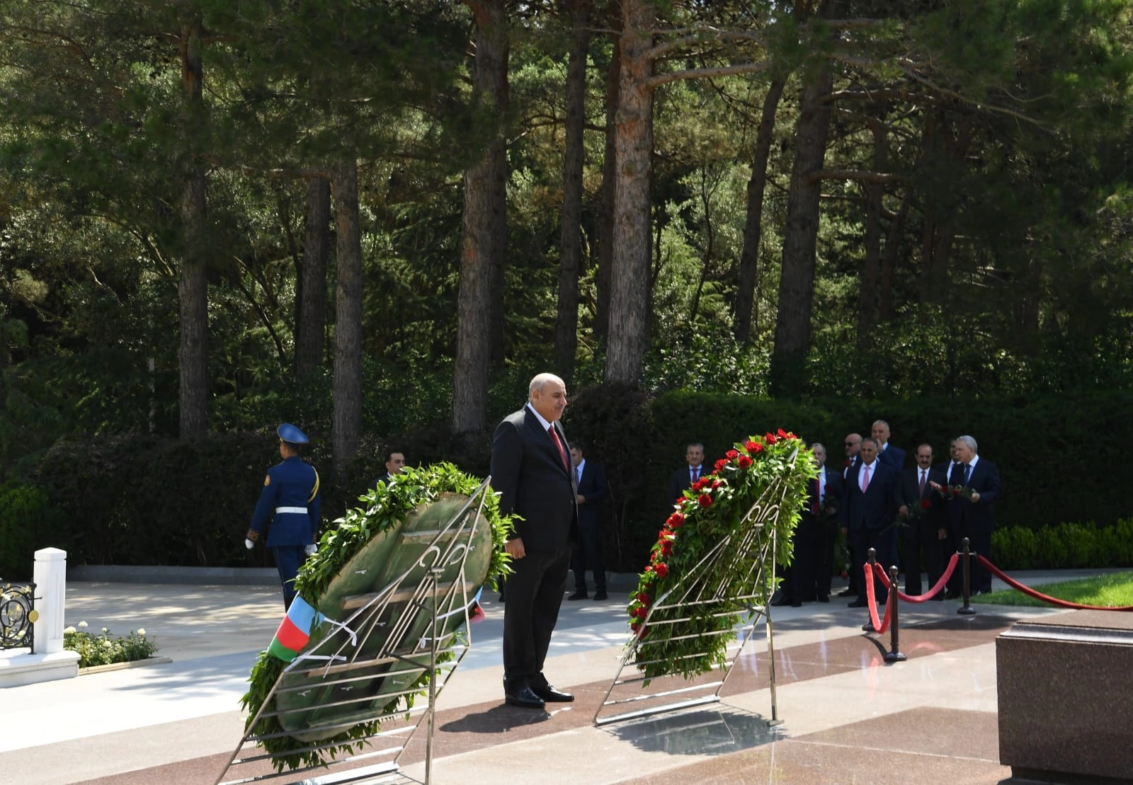İordaniya Haşimilər Krallığı Nümayəndələr Palatasının spikeri Fəxri xiyabanı və Zəfər parkını ziyarət edib - FOTO