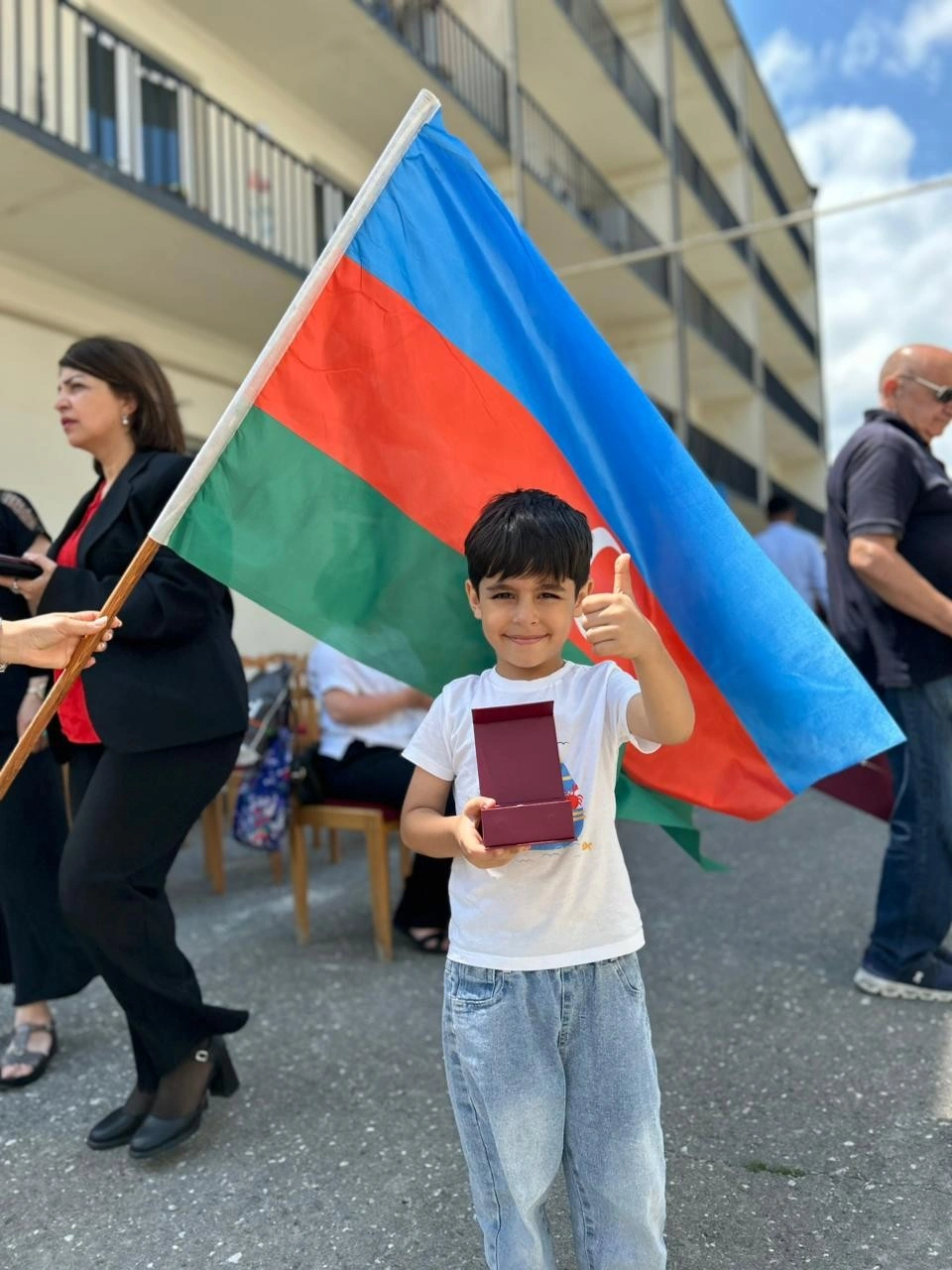Köç karvanı Xankəndi şəhərinə çatdı, açarlar təqdim edildi - YENİLƏNİB + FOTO