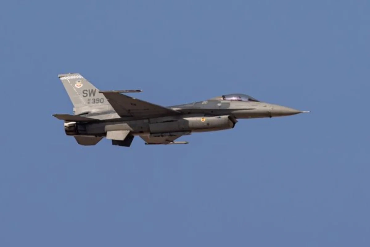 Ukraynada "F-16" qırıcısı qəzaya uğrayıb