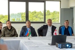 Zakir Həsənov Gürcüstanda bir sıra hərbi obyektlərdə olub - FOTO