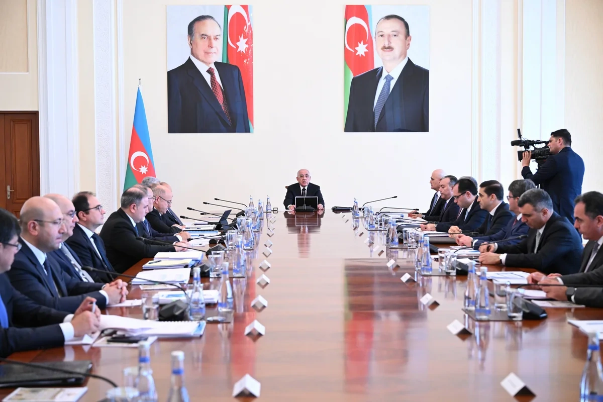 Nazirlər Kabinetində 2027-ci ilin dövlət büdcəsi müzakirə edildi