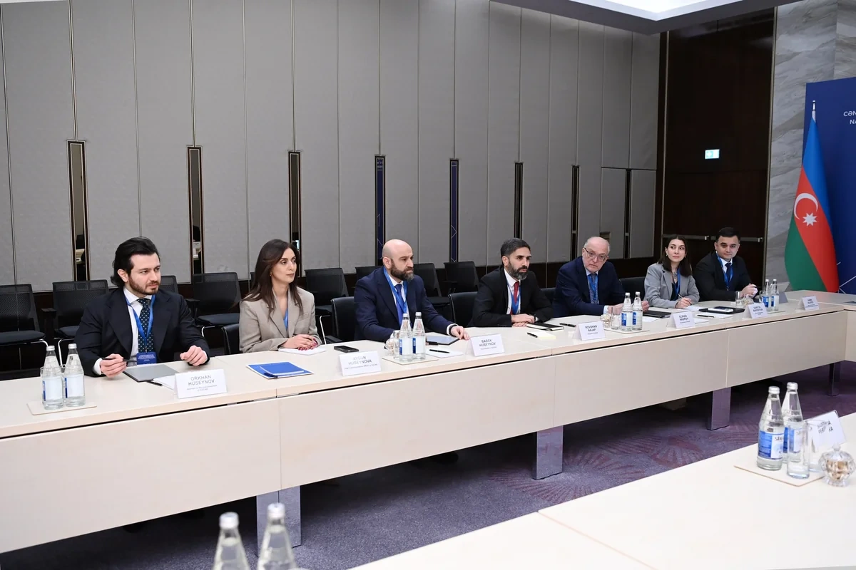 SOCAR-ın prezidenti "TotalEnergies" şirkətinin baş vitse-prezidenti ilə görüşüb - FOTO
