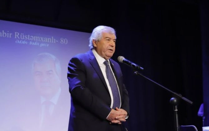 Şuşa Dövlət Teatrında Sabir Rüstəmxanlı poetik rüzgarı