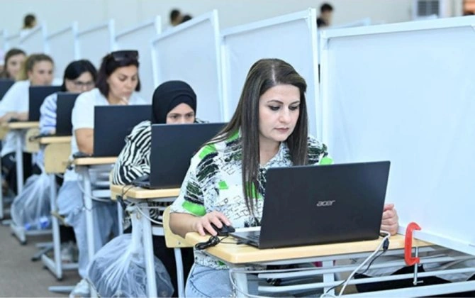 73 mindən çox müəllimin əməkhaqqına əlavələr edilib