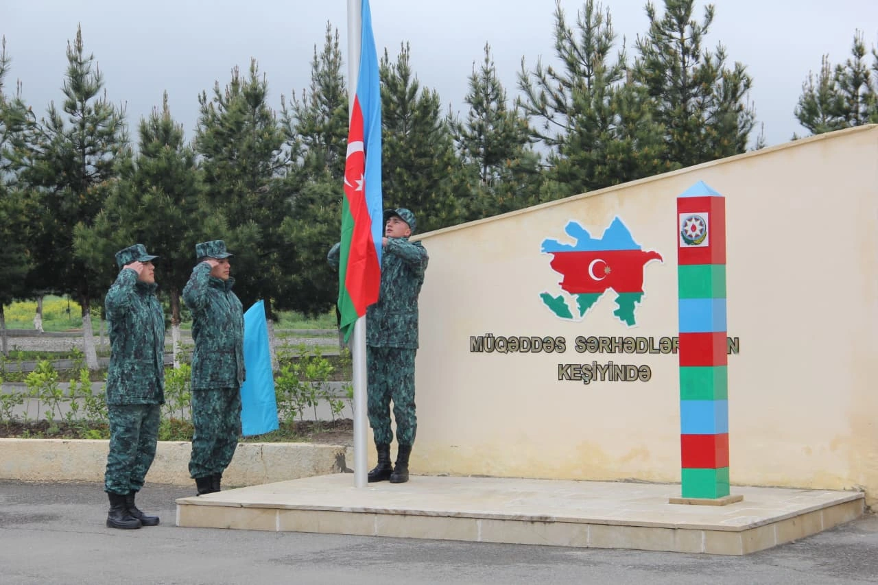 Hərbi xidməti başa vuran sərhədçi əsgərlər evlərinə yola salınıb - FOTO