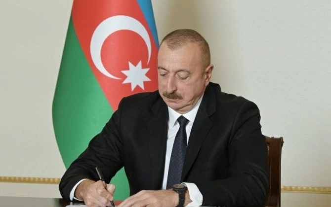 Prezident onları TƏLTİF ETDİ - SİYAHI