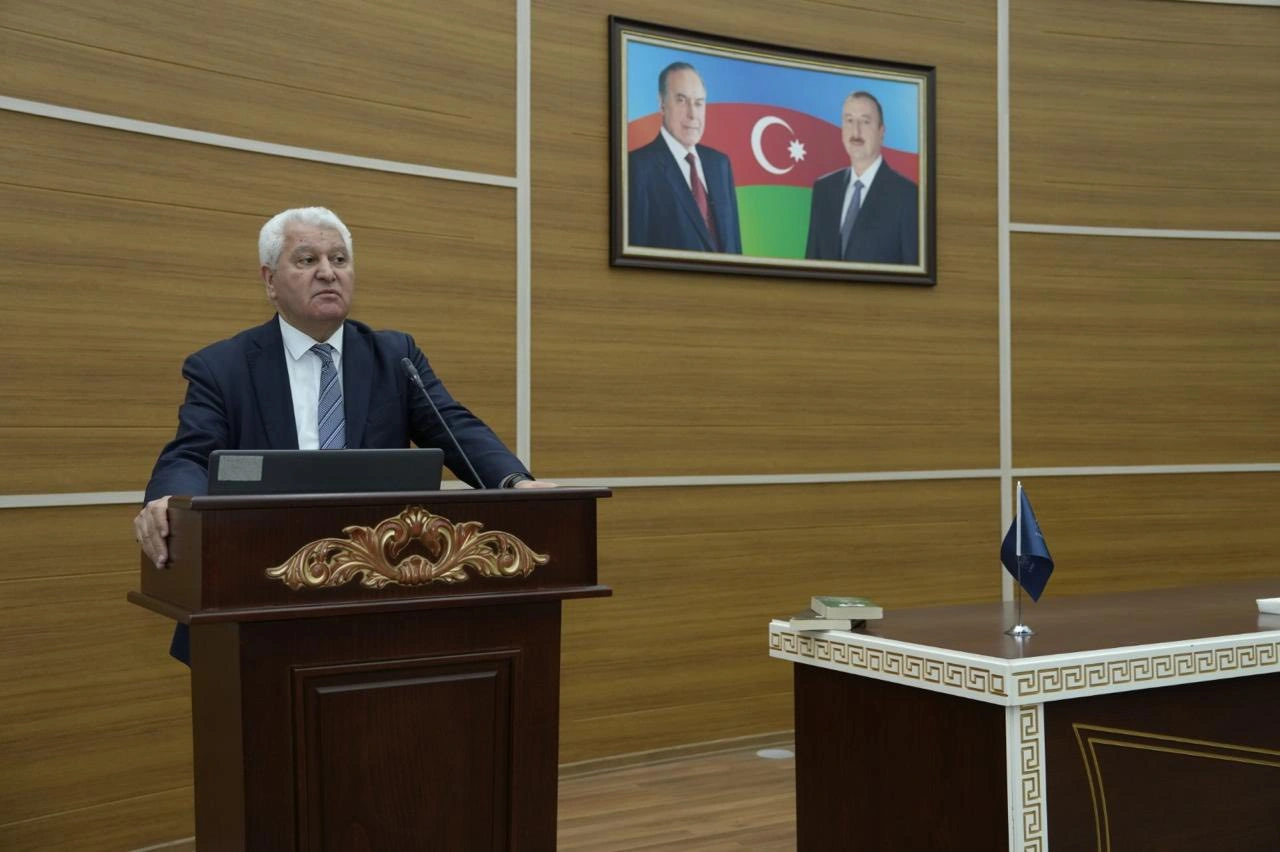 UNEC-in "Elmin populyarlaşdırılması" və “Elm gözəldir: məktəbdən elmə” təşəbbüsü ilə Naxçıvanda silsilə görüşlər keçirildi