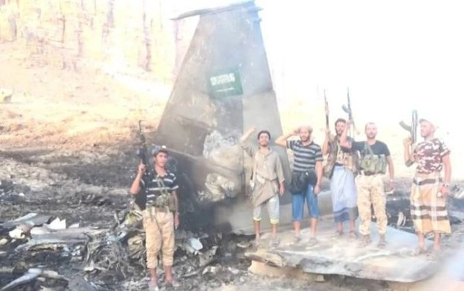 Husilər Yəməndə vurduqları Səudiyyə Ərəbistanının F-15 təyyarəsinin görüntülərini yayıblar